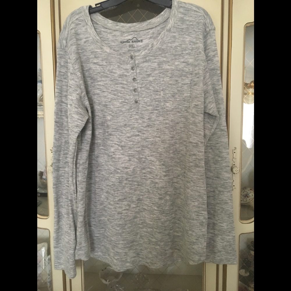 Eddie Bauer Henley top size XXL very good condition C:182. C:182-4/20/26